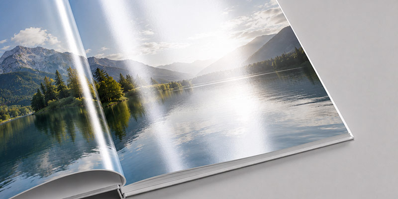 Fotobuch mit glänzendem Fotopapier und brillanten Farben
